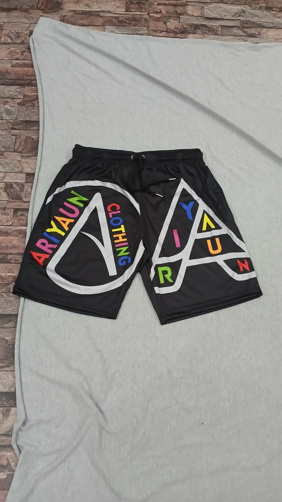 Ariyaun Big Logo Graphic Shorts