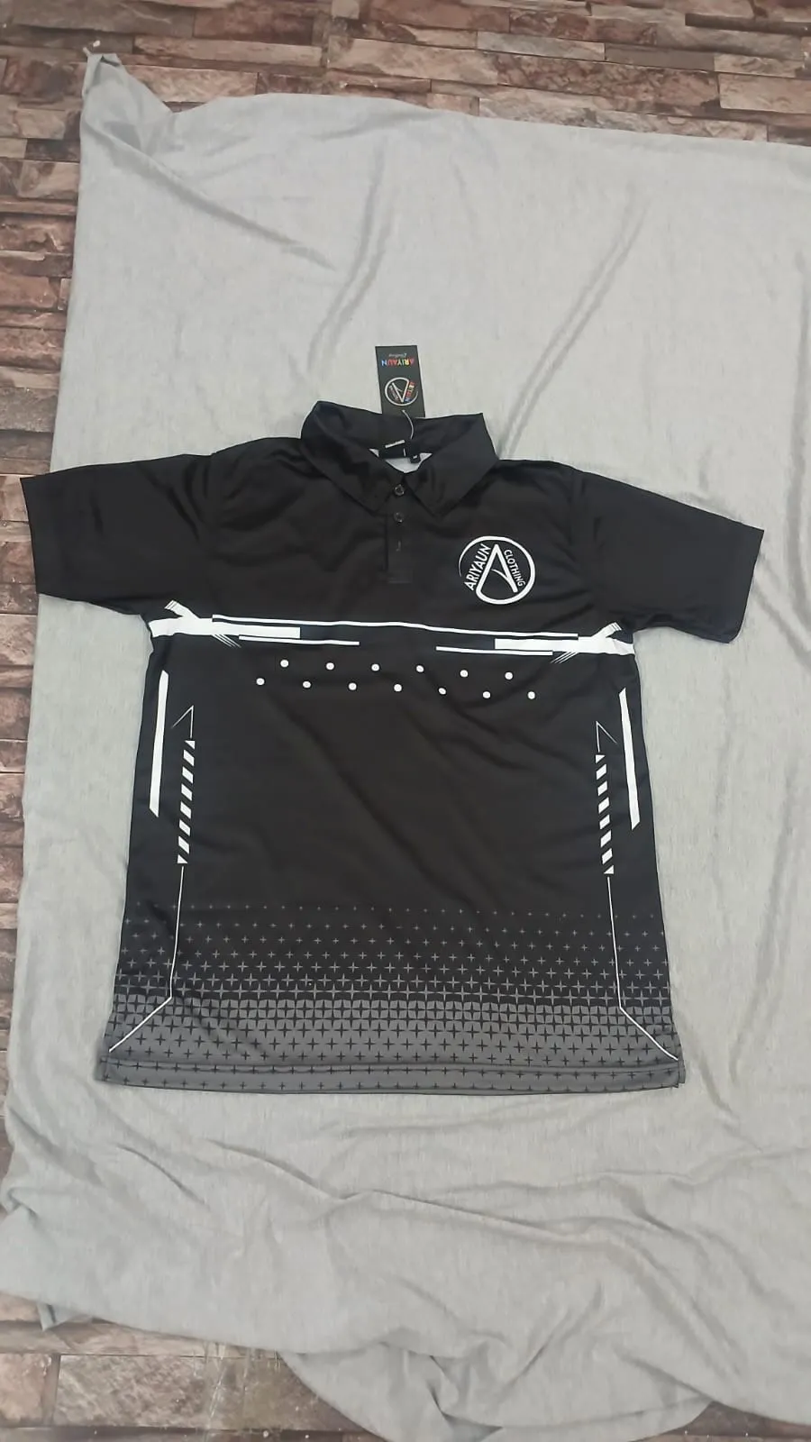 Ariyaun Graphic Performance Polo